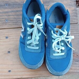 New Balance Athletic Shoes In Good Pre-owned Condition